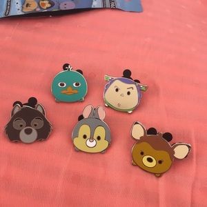 Disney Tsum Tsum Pin Set
